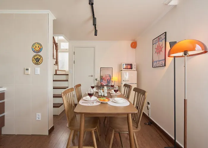 Sowol Haus - Cozy 2 Bedroom Duplex Near Itaewon 公寓 首爾