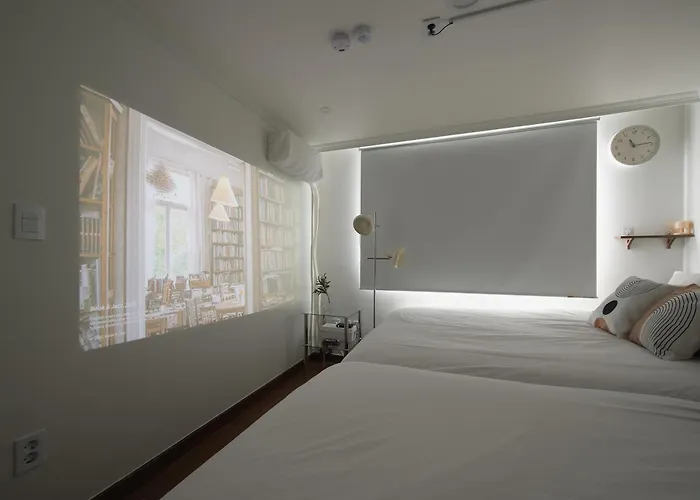 Sowol Haus - Cozy 2 Bedroom Duplex Near Itaewon 首爾